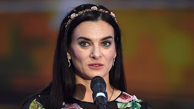 Карелин назвал критику Исинбаевой беспочвенной спекуляцией